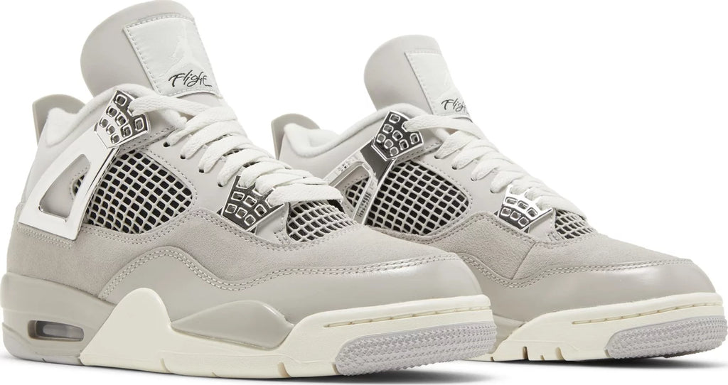 AIR JORDAN 4 RETRO 'FROZEN MOMENTS'