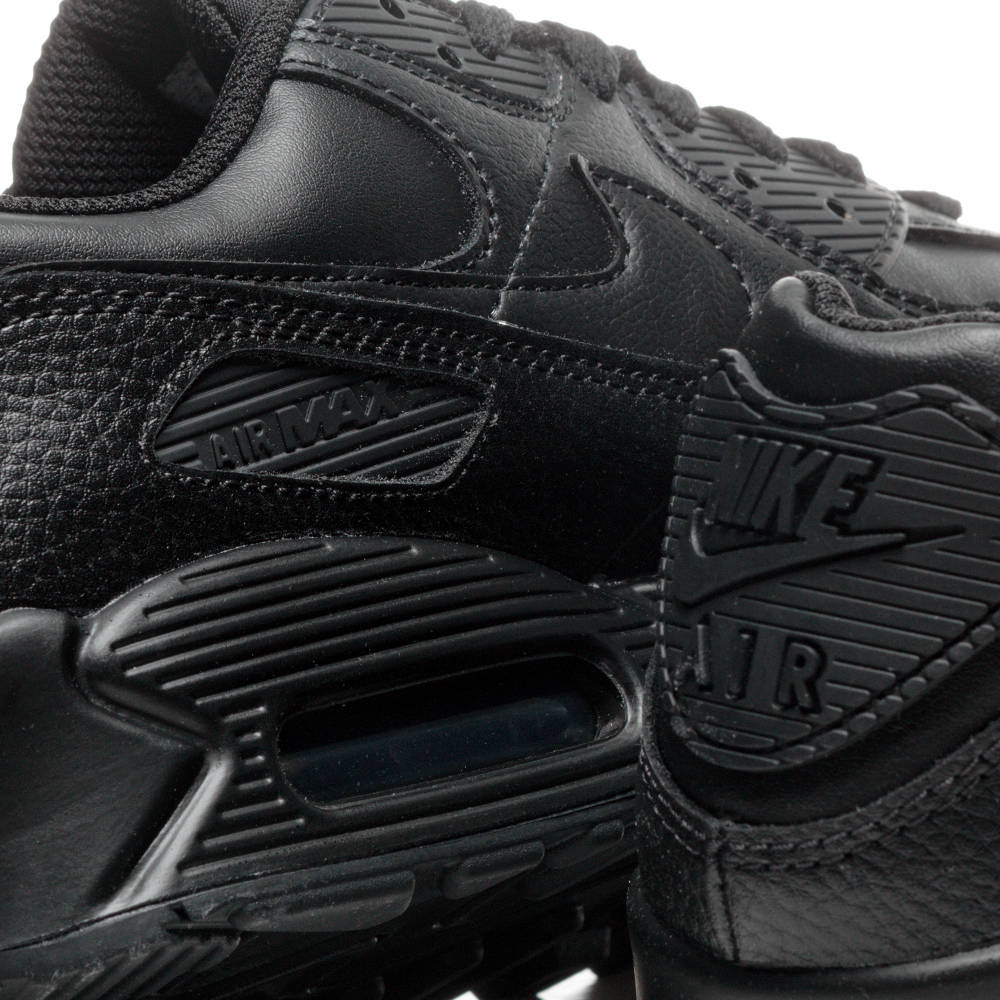 AIR MAX 90 LEATHER ‘TRIPLE BLACK’