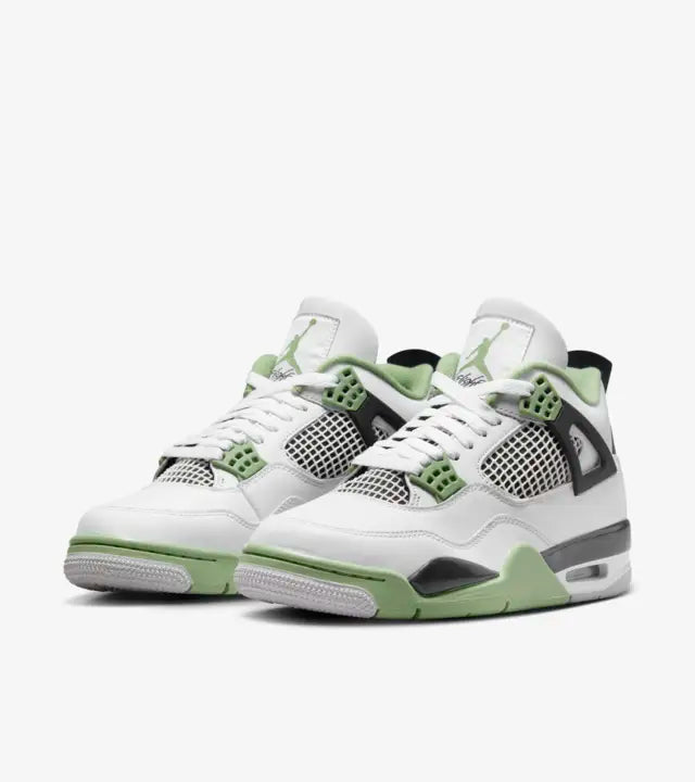 Air Jordan 4 Sea Foam