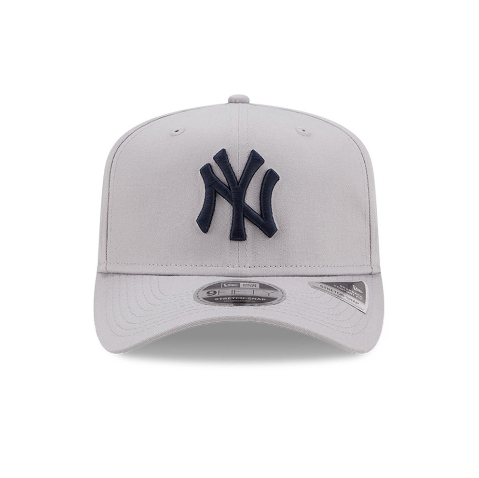 New York Yankees Team Grey 9FIFTY Stretch Snap Cap