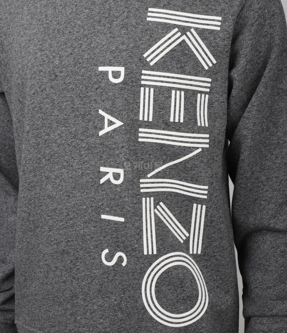 SIGNATURE PRINT SWEATSHIRT