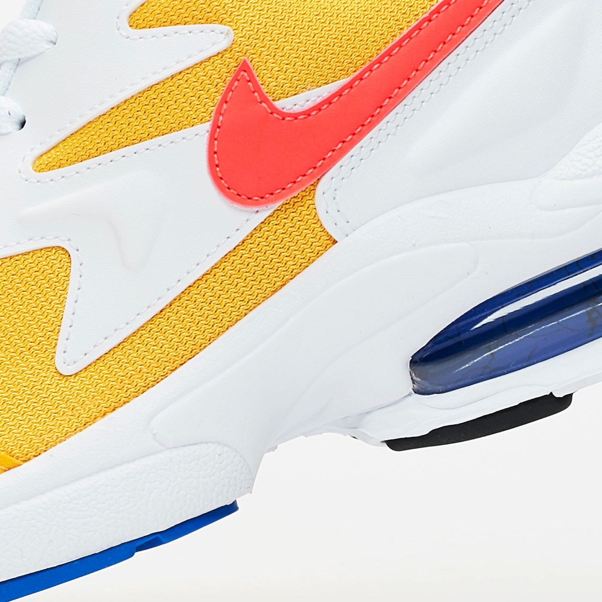 AIR MAX2 LIGHT UNIVERSITY GOLD