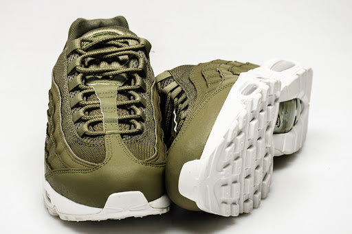 AIR MAX 95 ESSENTIAL