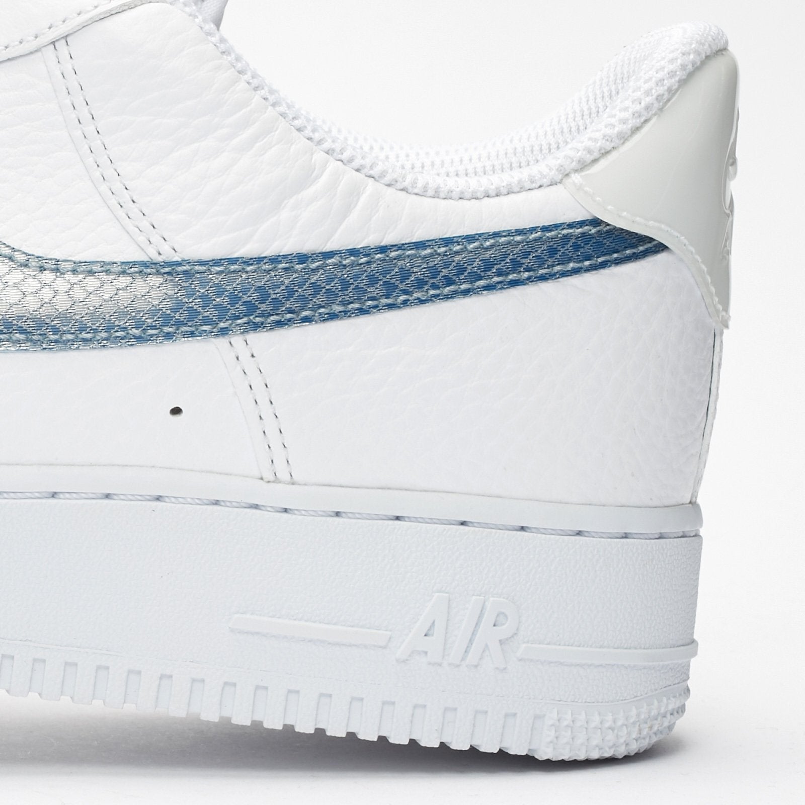 AIR FORCE 1 LV8