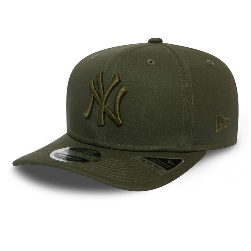 New York Yankees Essential Green 9FIFTY Stretch Snap Cap
