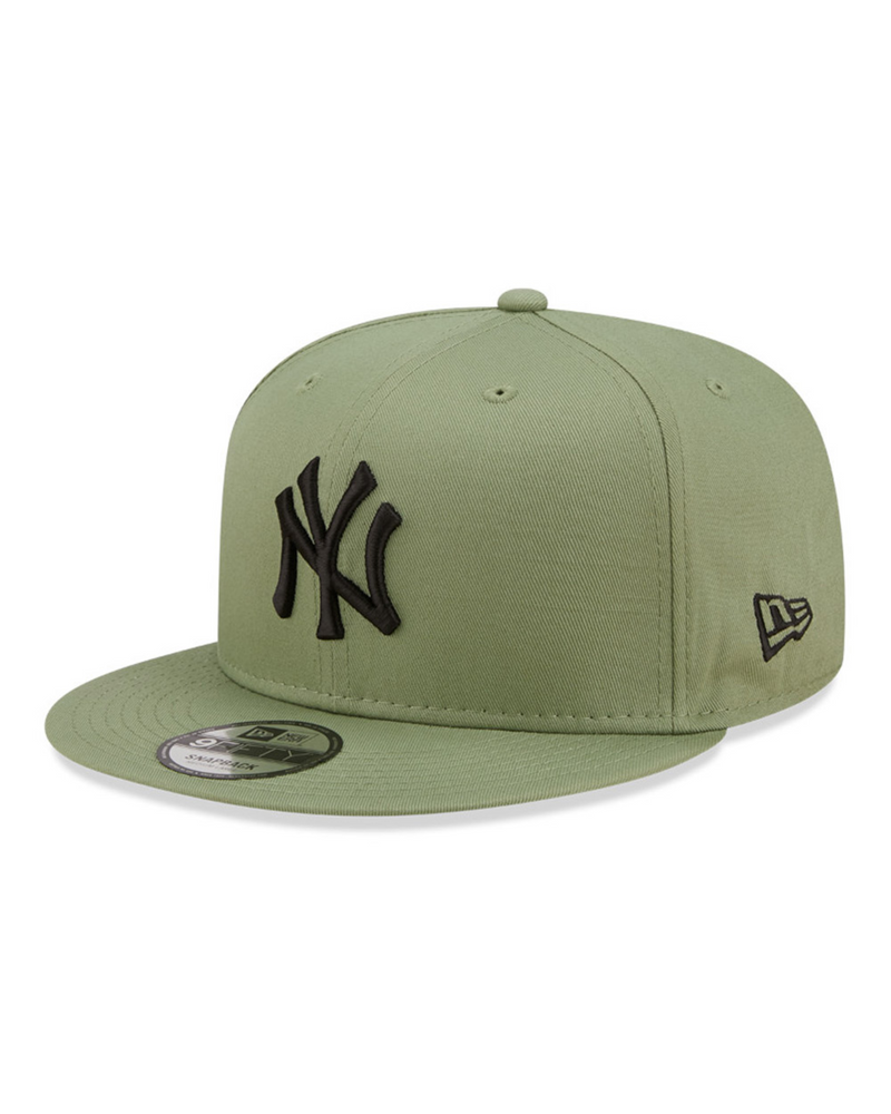 New York Yankees League Essential Khaki 9FIFTY Snapback Cap