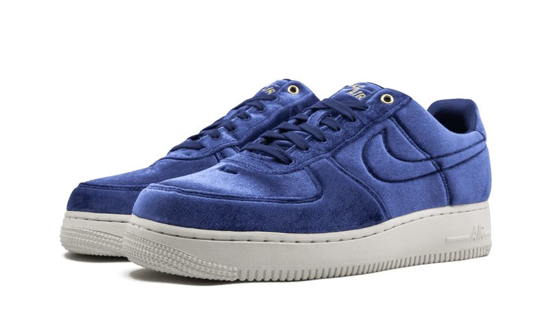 Blue velvet nike sales air force 1