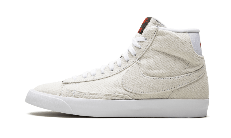 Nike blazer mid stranger things upside down on sale