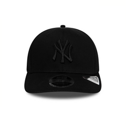 New York Yankees Tonal Black 9FIFTY Stretch Snap Cap